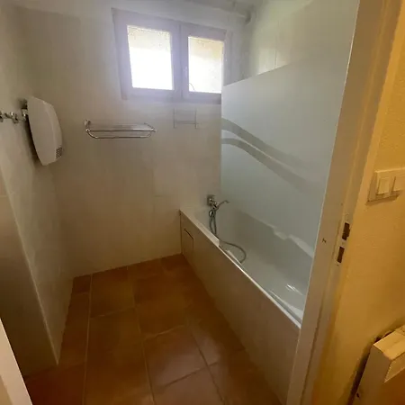 Cosy A 1600, 2 Chambres, Terrasse, Parking - Fr-1-165a-206